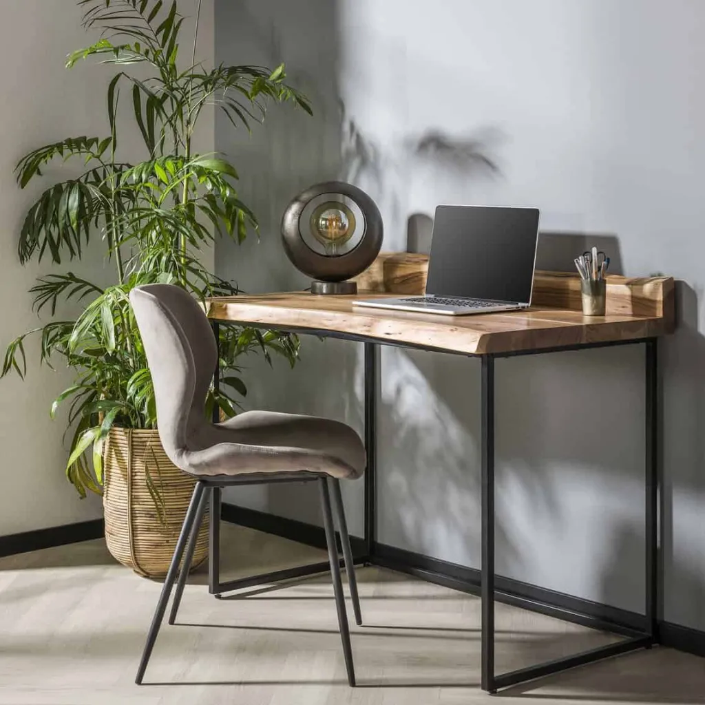 HUUS Bureau Liam