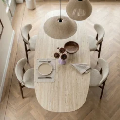HUUS Eettafel Mara