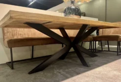 HUUS Eettafel Monica