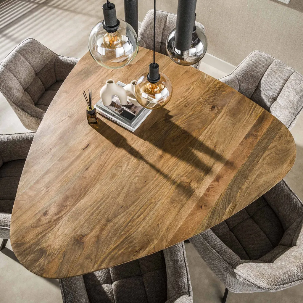 HUUS Eettafel Savine driehoek