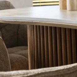 HUUS Eettafel Silvy niervormig