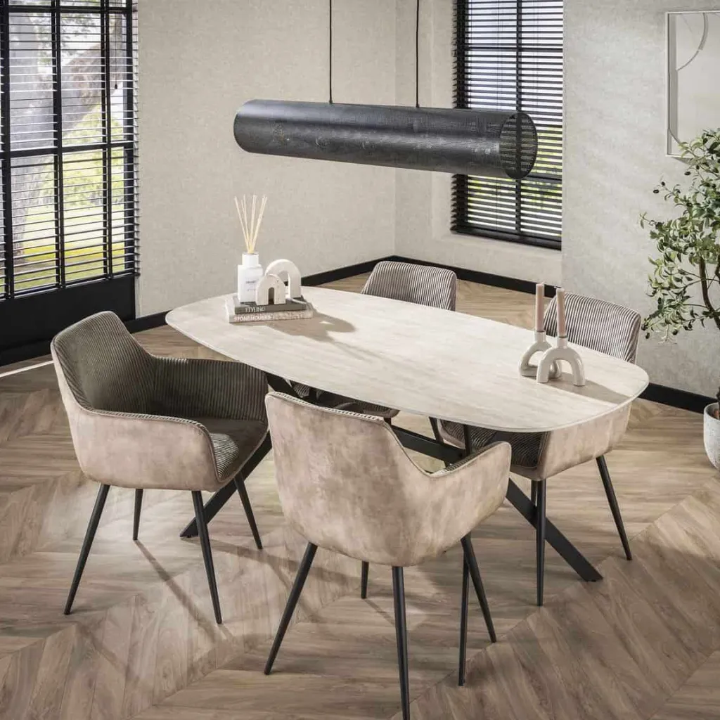 HUUS Eettafel Sofia