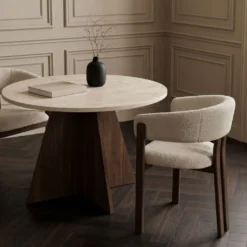 HUUS Eettafel Soto